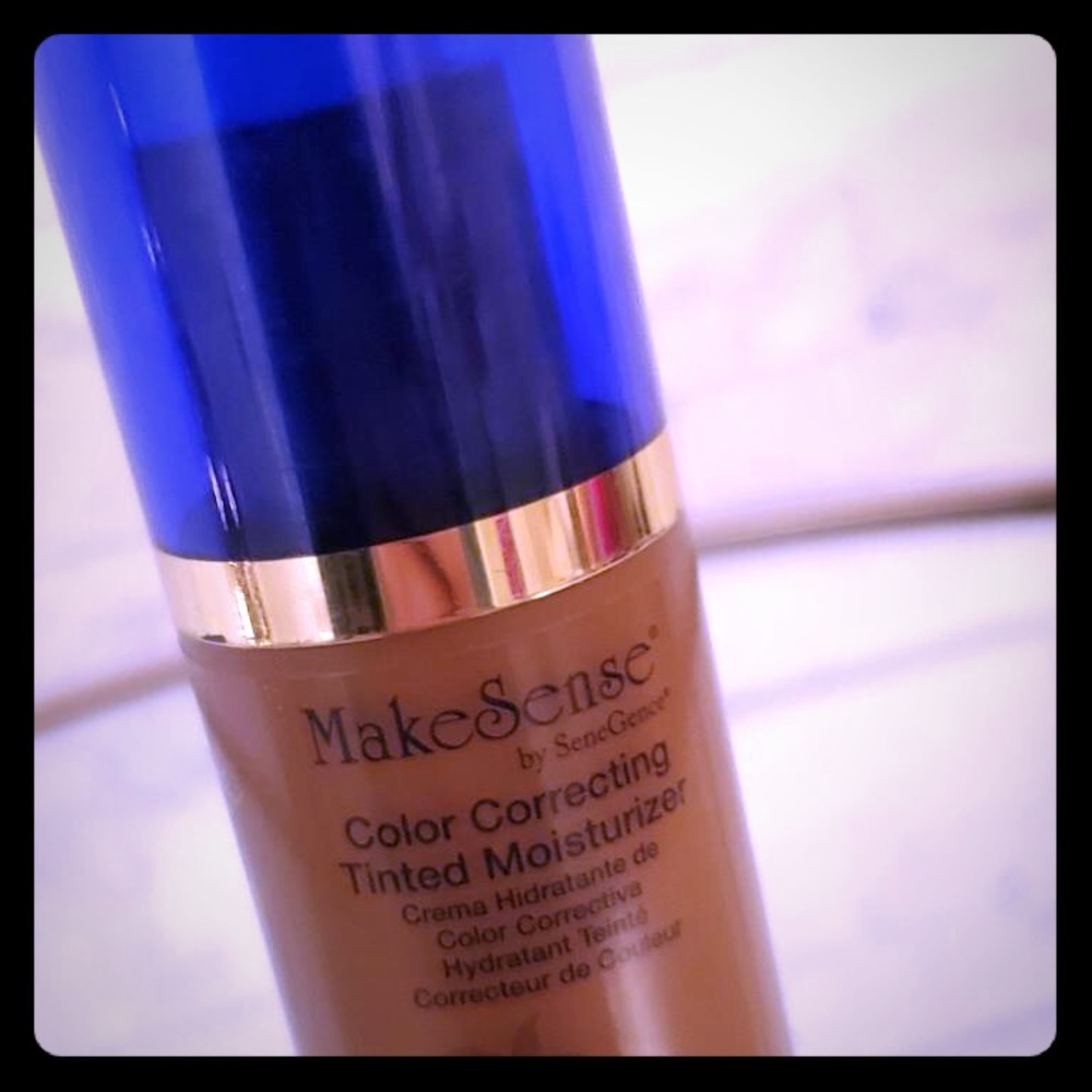 Senegence SeneDerm Tinted Moisturizer in Deep